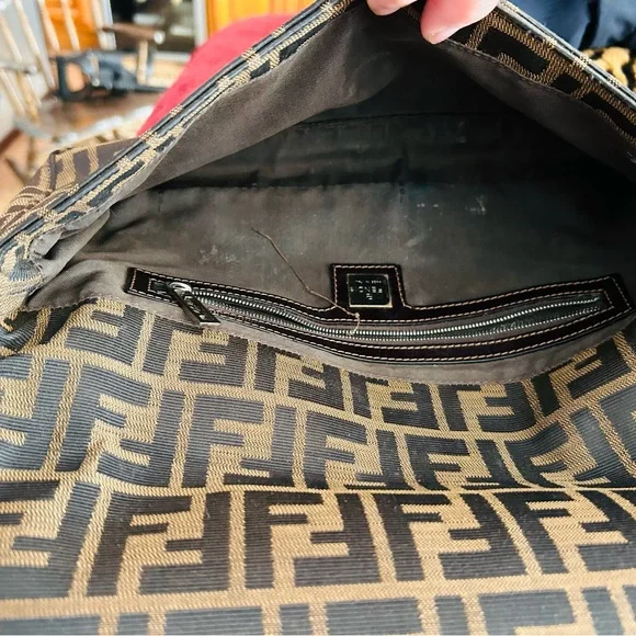 Fendi Brown Monogram Shoulder Bag - Picture 3 of 9
